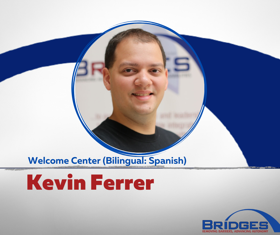 Kevin Ferrer, Welcome Center Bilingual Spanish